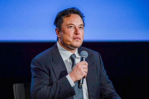 Elon Musk addresses guests during a meeting in Stavanger, Norway on August 29.