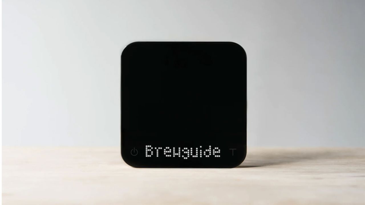 acacia kitchen scale.jpg