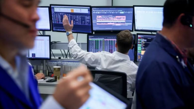 El S&P 500 ha subido un 33 % desde abril. Los inversores afirman que aún hay margen para seguir subiendo, pero la volatilidad a corto plazo podría suponer un problema para las acciones.