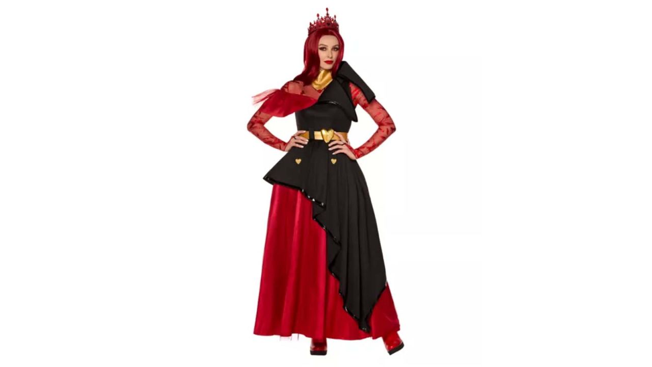 Adult Queen of Hearts Costume - ‘Descendants 4- The Rise of Red’.jpg