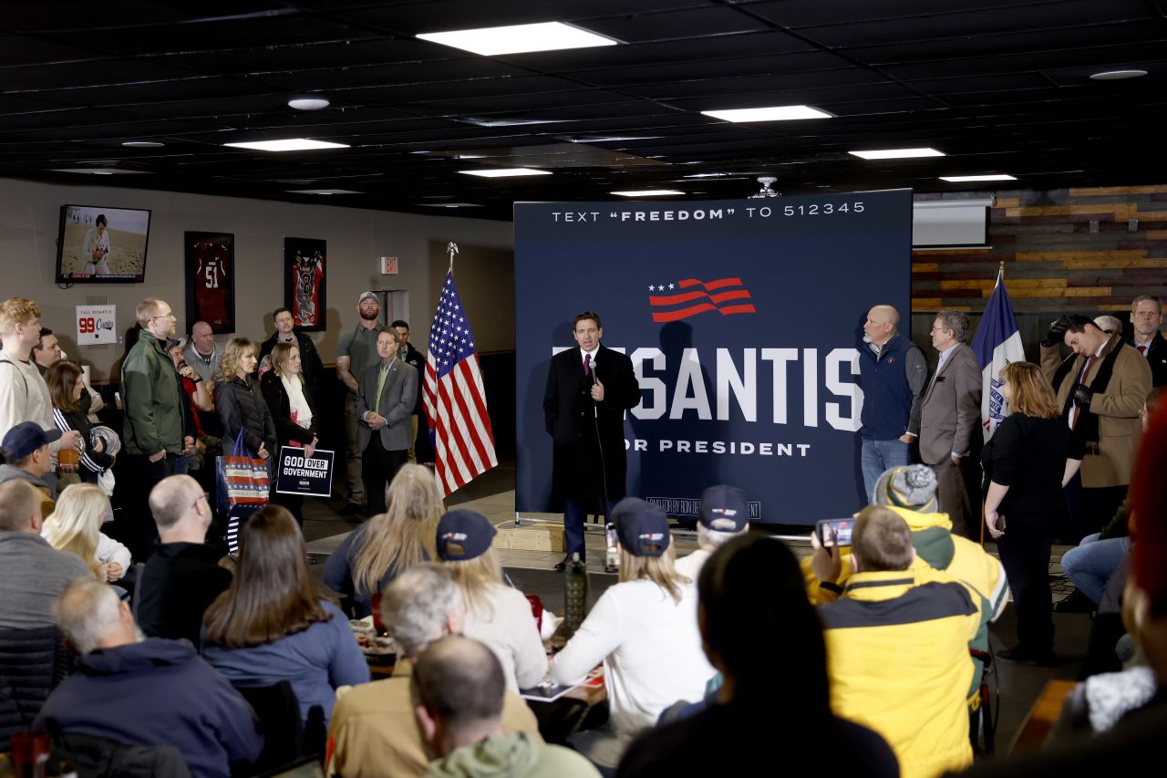 Florida Gov. Ron DeSantis speaks at a campaign stop at Pub 52 on January 15, in Sergeant Bluff, Iowa. 