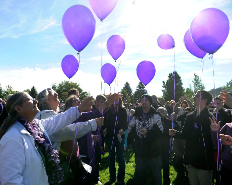 At the conclusion of the ceremony, Jessica's family released 10 balloons, one for each year of Jessica's life.