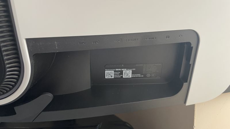 alienware monitor ports