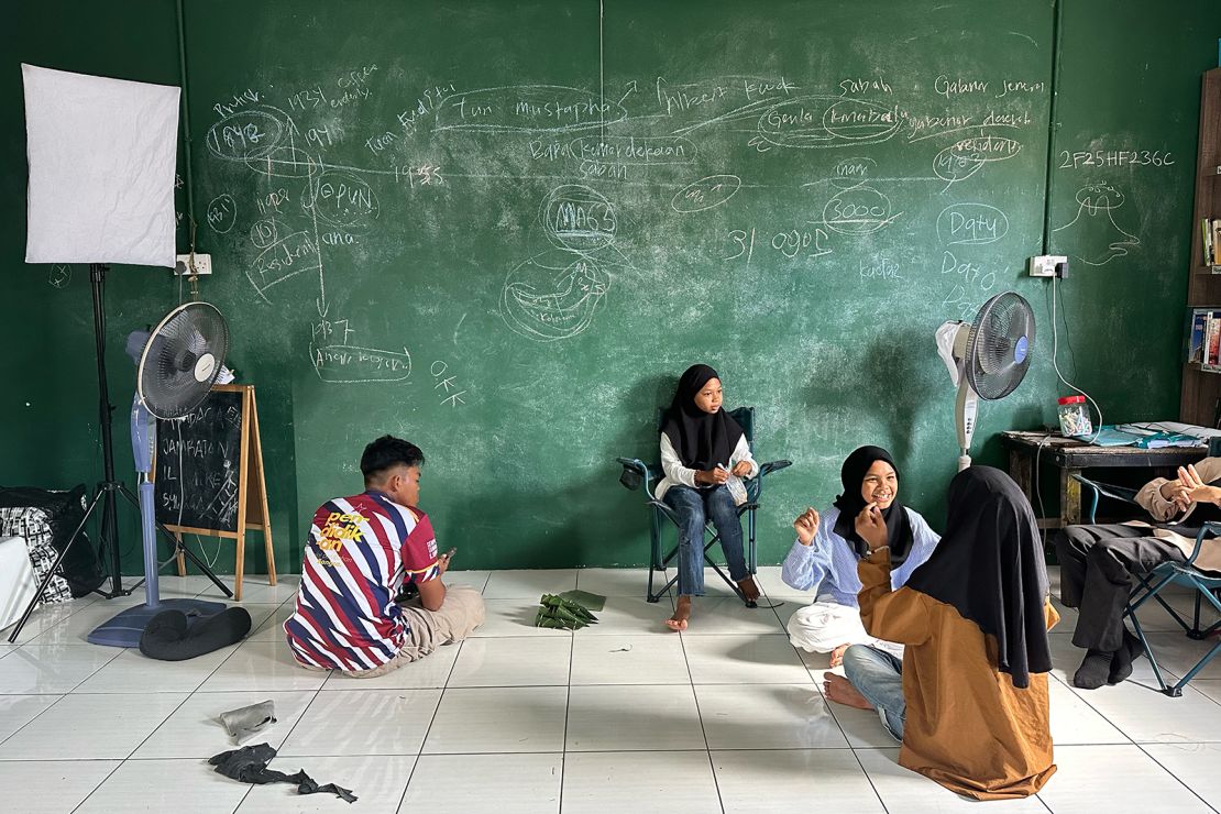 Borneo Komrad has several locations in Semporna for different age groups. Tertiary students attend its Kampung Air Hujung location, pictured here resting between classes.