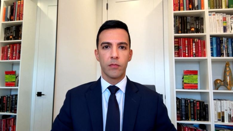 Amanpour Ali Vaez.jpg