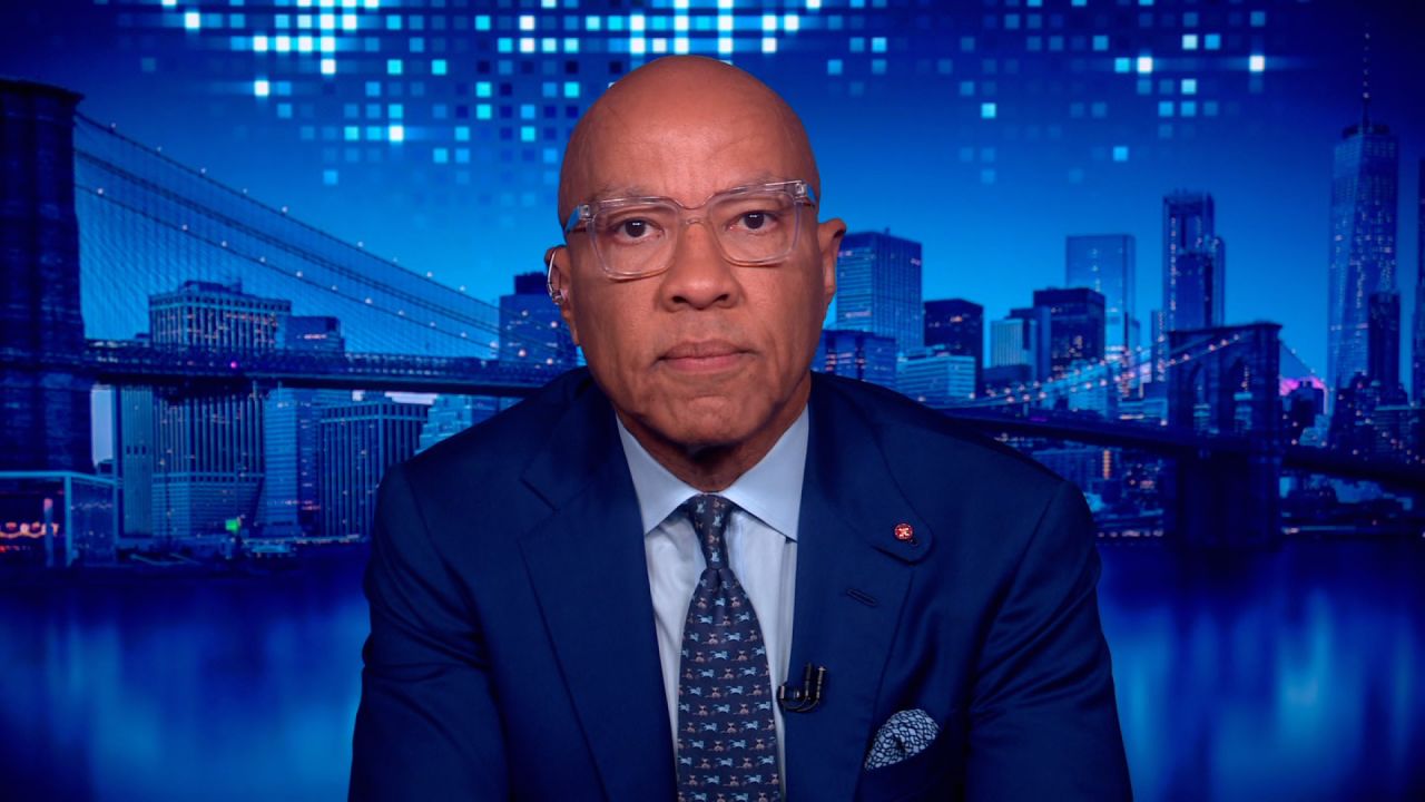 Amanpour_DarrenWalker.jpg