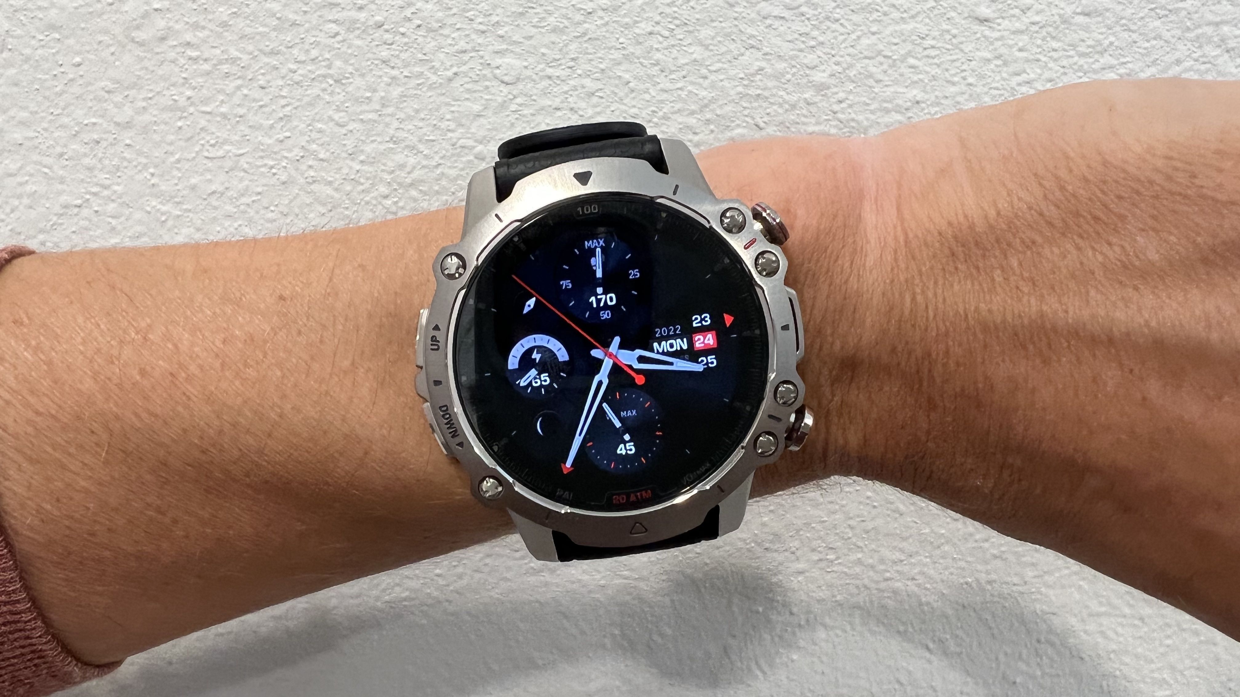Amazfit Falcon review  149 facts and highlights