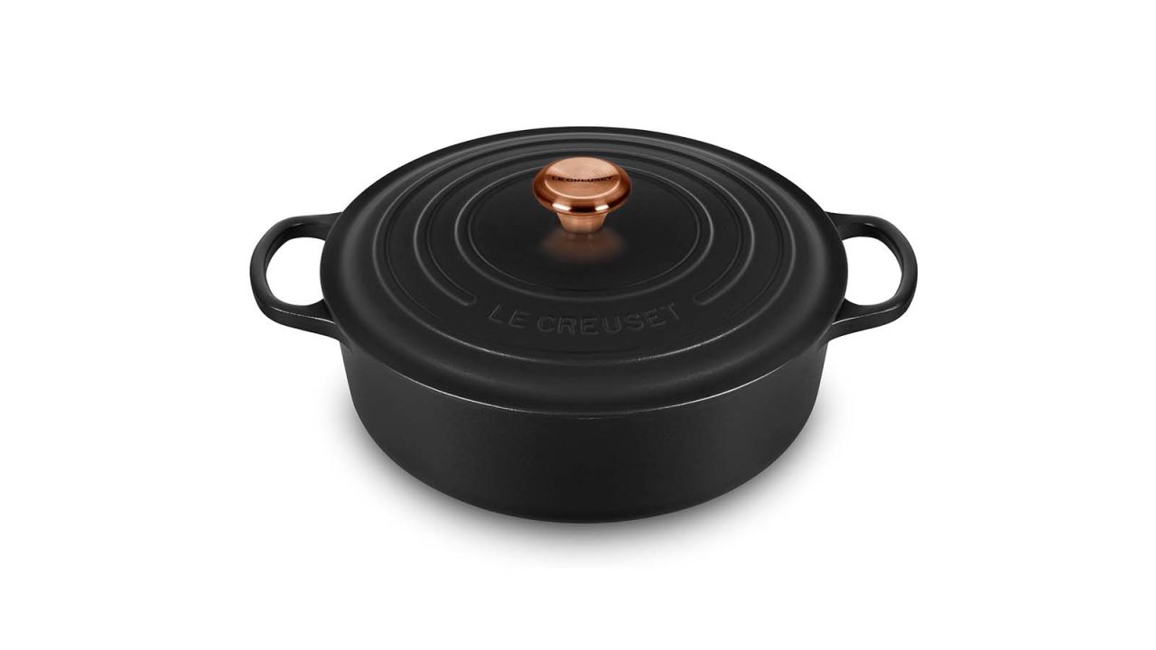 Amazon Black Le Creuset Dutch Oven.jpg