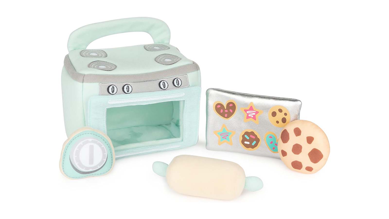 https://media.cnn.com/api/v1/images/stellar/prod/amazon-gund-my-first-baking-toys.jpg?c=original