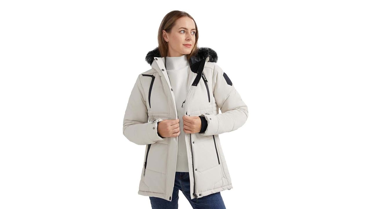 Amazon Orolay Hooded Hooded Mountain Parka.jpg