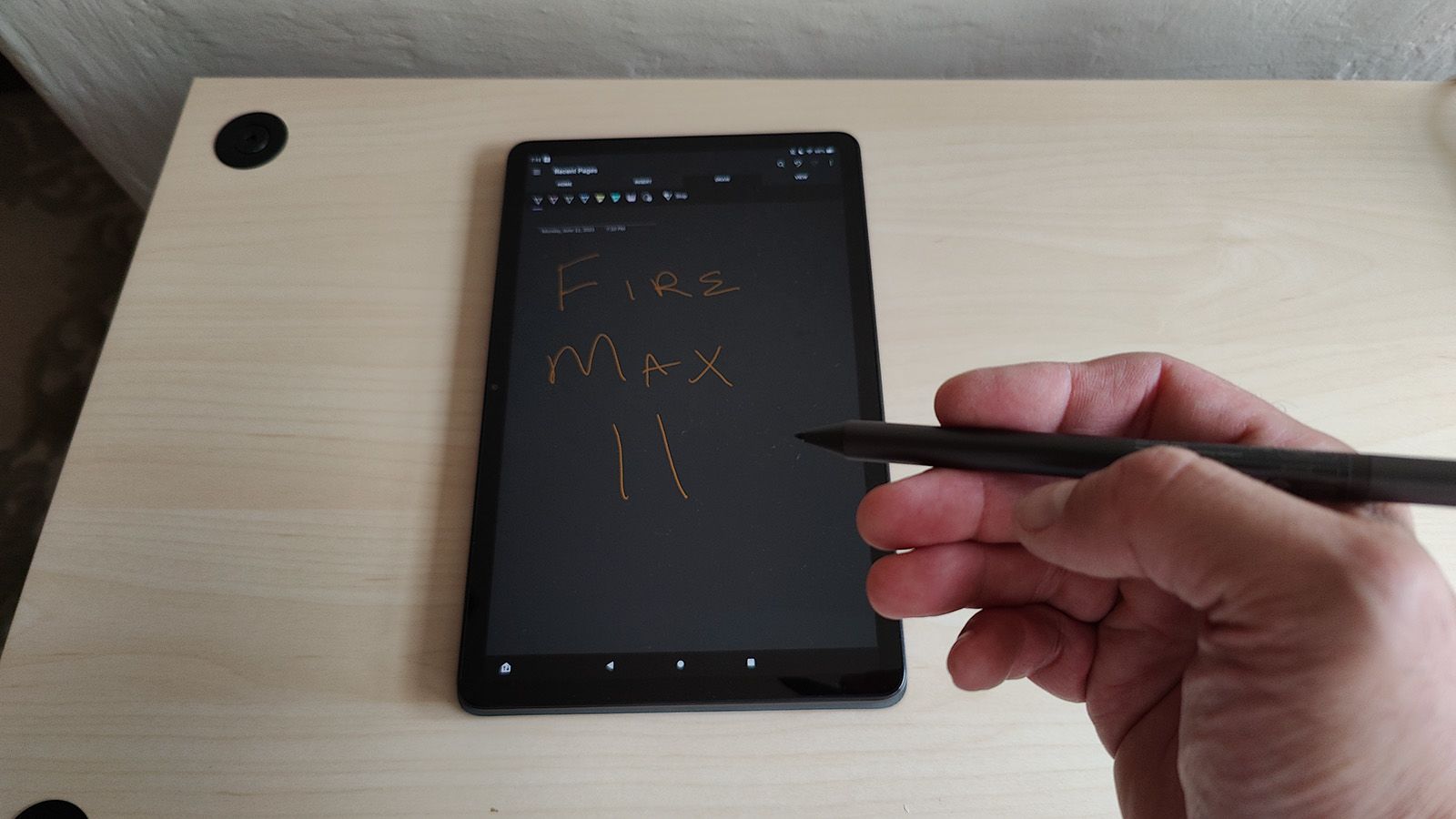   Fire Max 11 tablet, vivid 11” display, all-in-one for  streaming, reading, and gaming, 14-hour battery life, optional stylus and  keyboard, 128 GB, Gray, without lockscreen ads