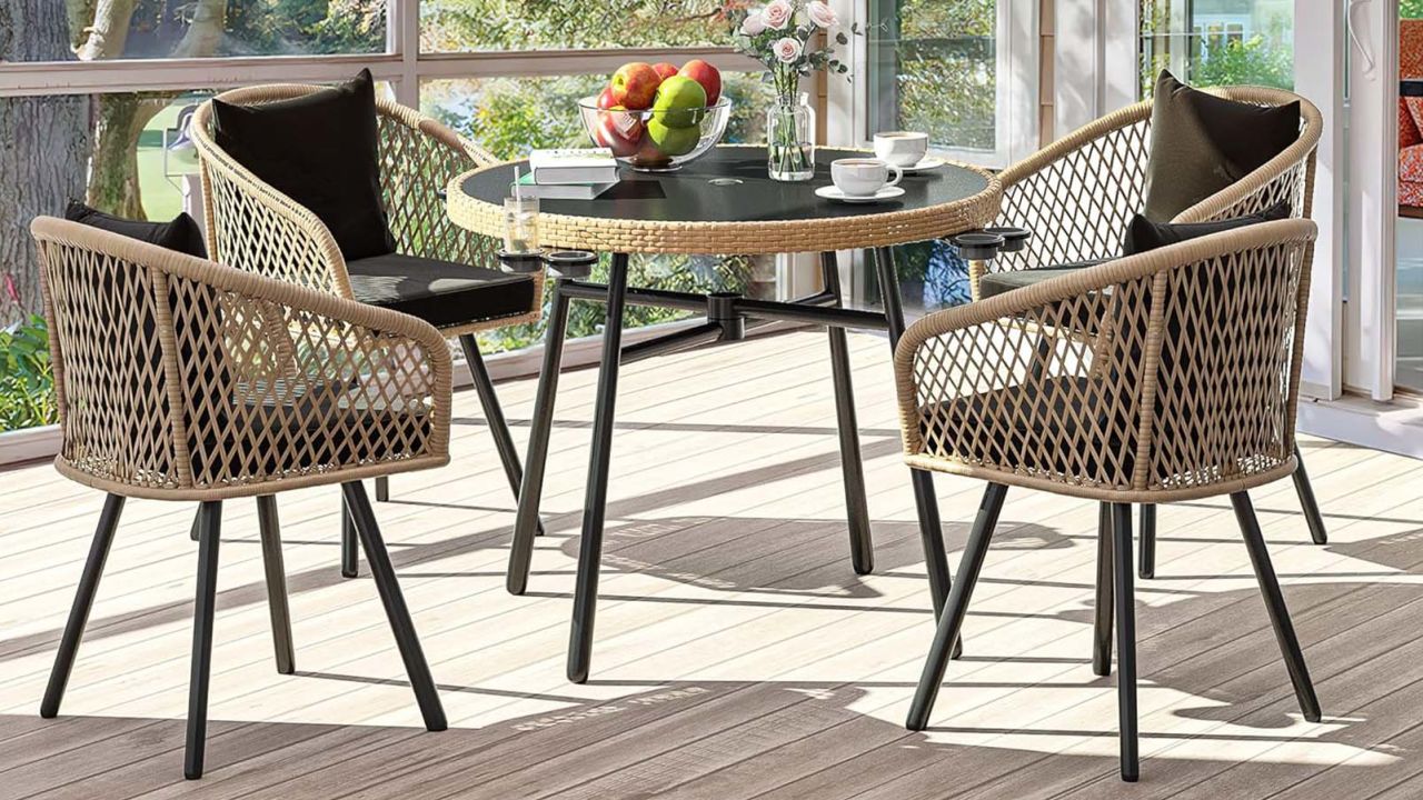 Amazon Yitahome Table Set.jpg