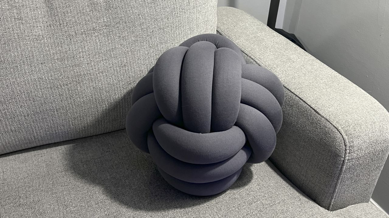 amina bearaby knot pillow.jpg