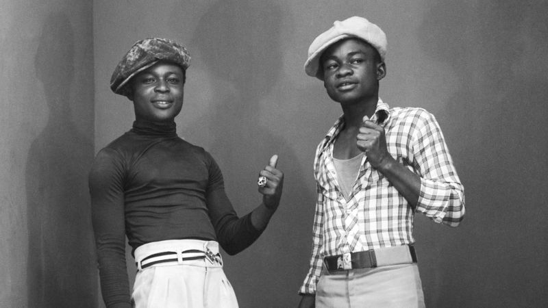 These artists are racing to save forgotten photos of Lagos life