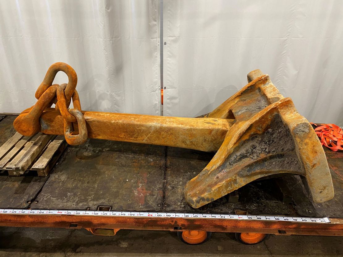 An anchor recovered from the Gulf of Finland in connection with the criminal investigation into the cable rupture that took place on December 25, 2024.