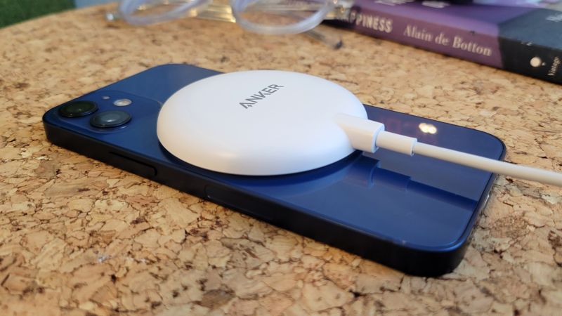 Best wireless charger for store iphone 12