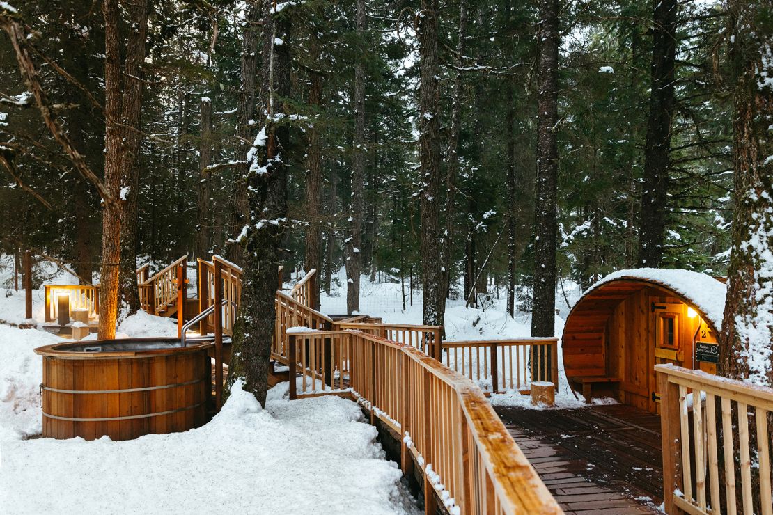 Alyeska Resort offers this setup in terms of après-ski bliss.