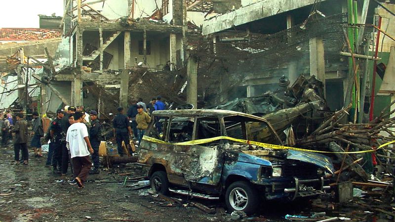Para pemimpin senior menyalahkan kelompok militan tersebut atas ledakan di Bali tahun 2002