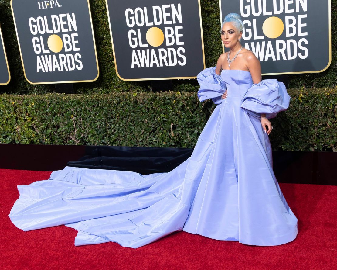 Lady Gaga attends the 2019 Golden Globe awards.