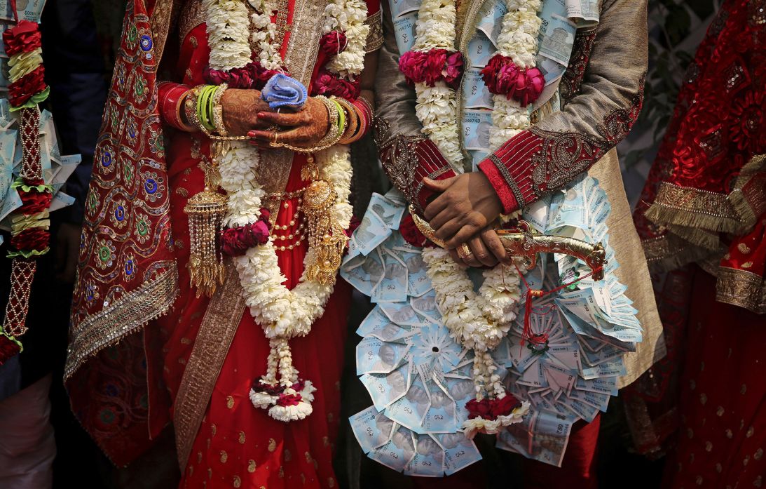 A newlywed Indian couple in New Delhi, India, in March 2019.