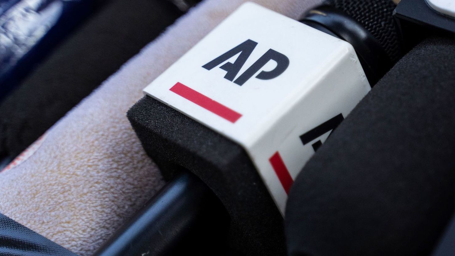 A un reportero de AP se le prohibió la entrada a la Oficina Oval este martes.