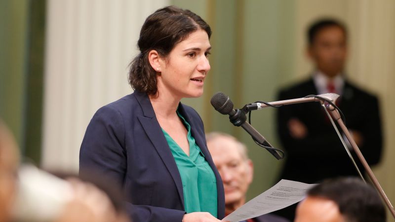 In what some call a 'national movement,' more than a dozen states introduce menopause bills | CNN
