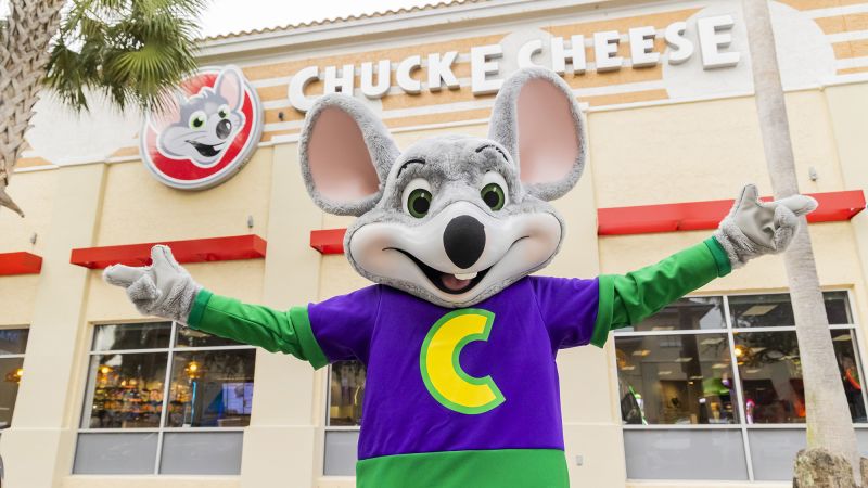 Chuck E. Cheese targets inflation-weary families with a bargain subscription program Chuck E. Cheese targets inflation-weary families with a bargain subscription program