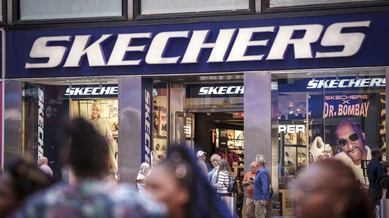 The Skechers logo, taken in Manhattan, on September 16, 2023. Photo by: Michael Kappeler/picture-alliance/dpa/AP Images