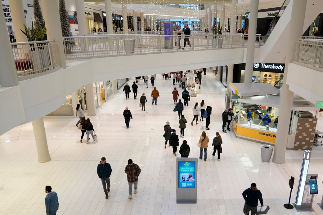The CDC recently updated a travel notice warning about the potential for encountering measles at airports and tourist attractions.