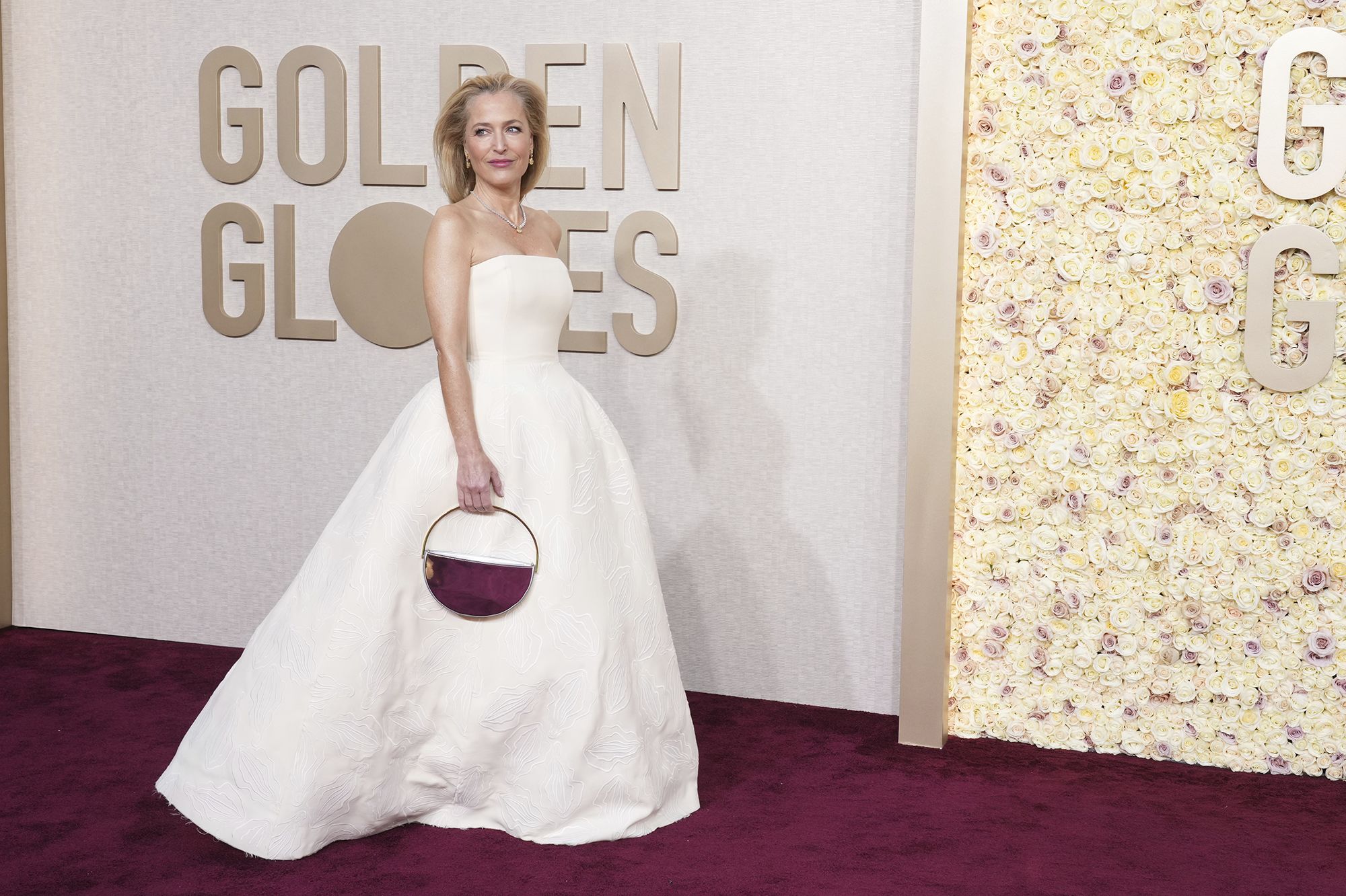Gillian Anderson's Golden Globes gown was created by Gabriela Hearst and featured subtle embroidered vulvas on the skirt. The addition took 150 hours.