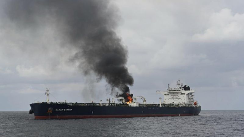 Атаките срещу контейнеровози в Червено море сеят хаос по един