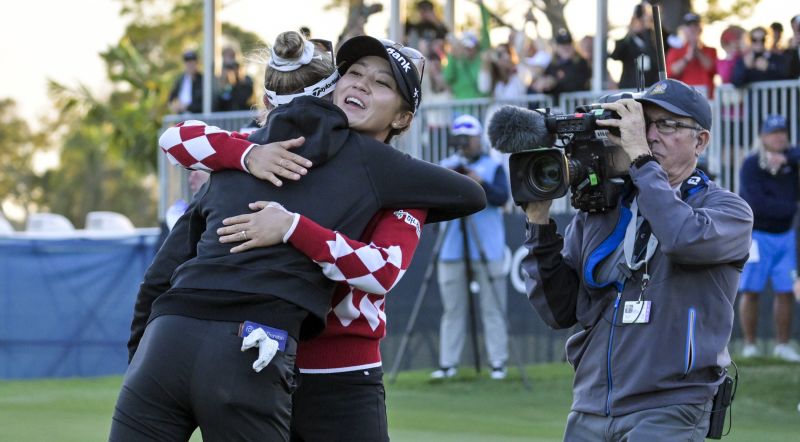 Ko and Korda embrace after a dramatic battle.