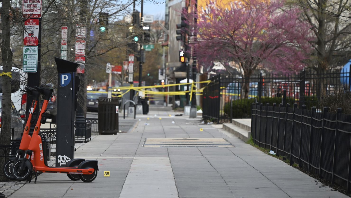 Mass Shooting On Saint Patrick's Day In Washington DC ** STORY AVAILABLE, CONTACT SUPPLIER** Featuring: Atmosphere Where: Washington, District Of Columbia, United States When: 17 Mar 2024 Credit: TheNews2/Cover Images (Cover Images via AP Images)