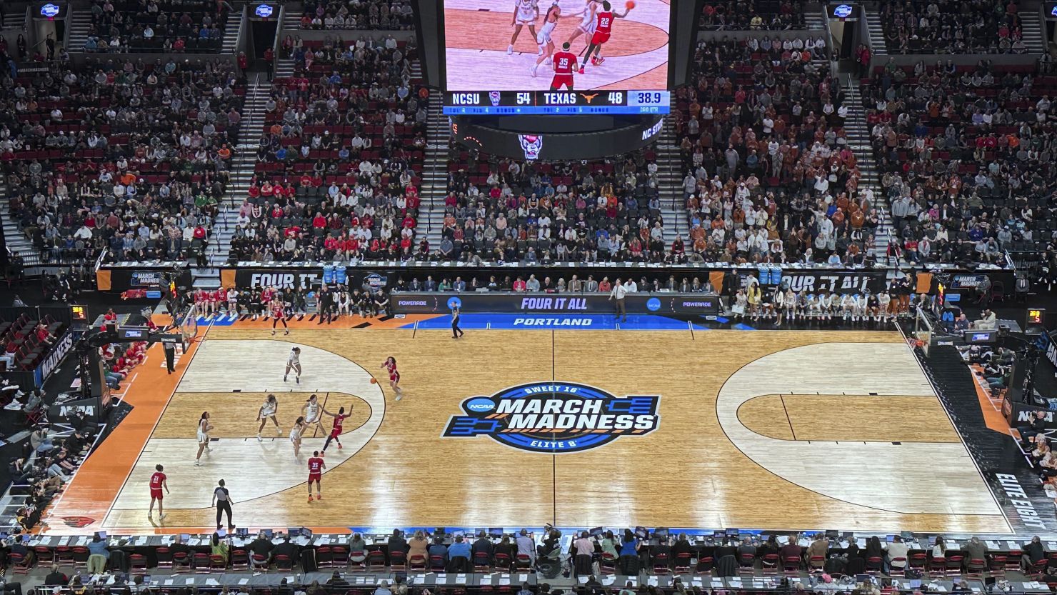 The NCAA acknowledged the unusual discrepancy during halftime.