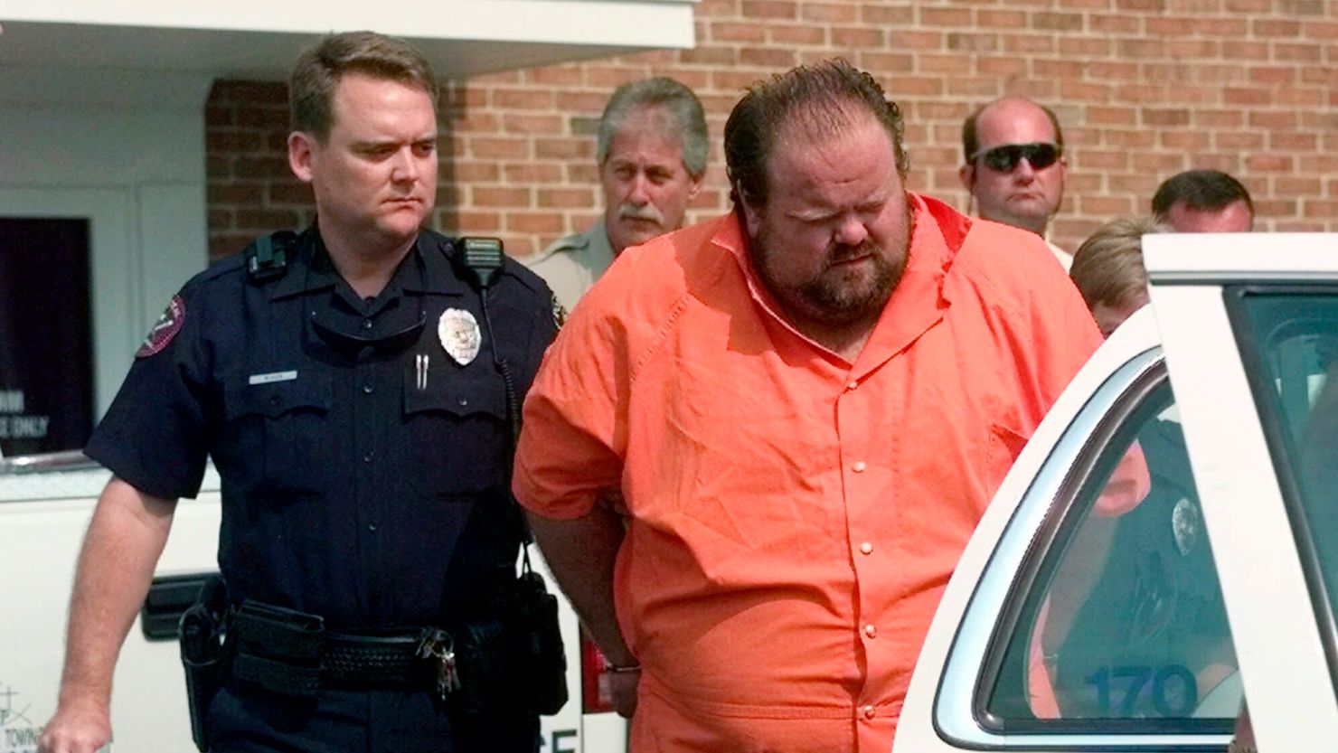 Alan Miller, seen here in August 1999, settled a lawsuit that sought to prevent his execution by nitrogen gas next month, the Alabama attorney general said.