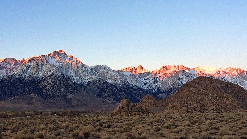 2 hikers found dead on Mount Whitney in California