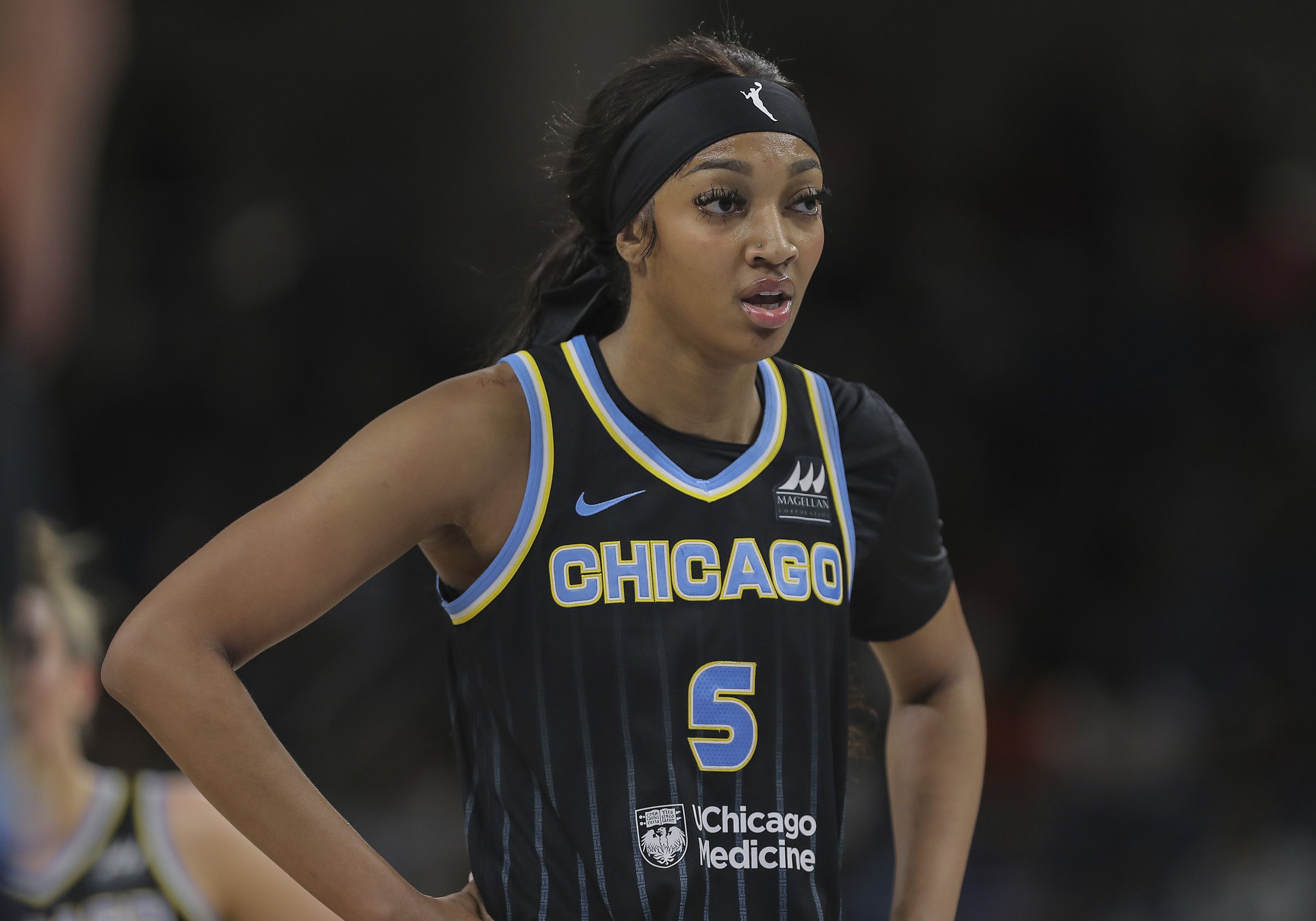 Angel Reese ejected during Chicago Sky's loss to New York Liberty | CNN