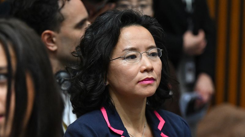 Chinese functionarissen proberen voormalig gedetineerde journalisten te ‘blokkeren’ van een goodwilltour door Australië Chinese functionarissen proberen voormalig gedetineerde journalisten te ‘blokkeren’ van een goodwilltour door Australië