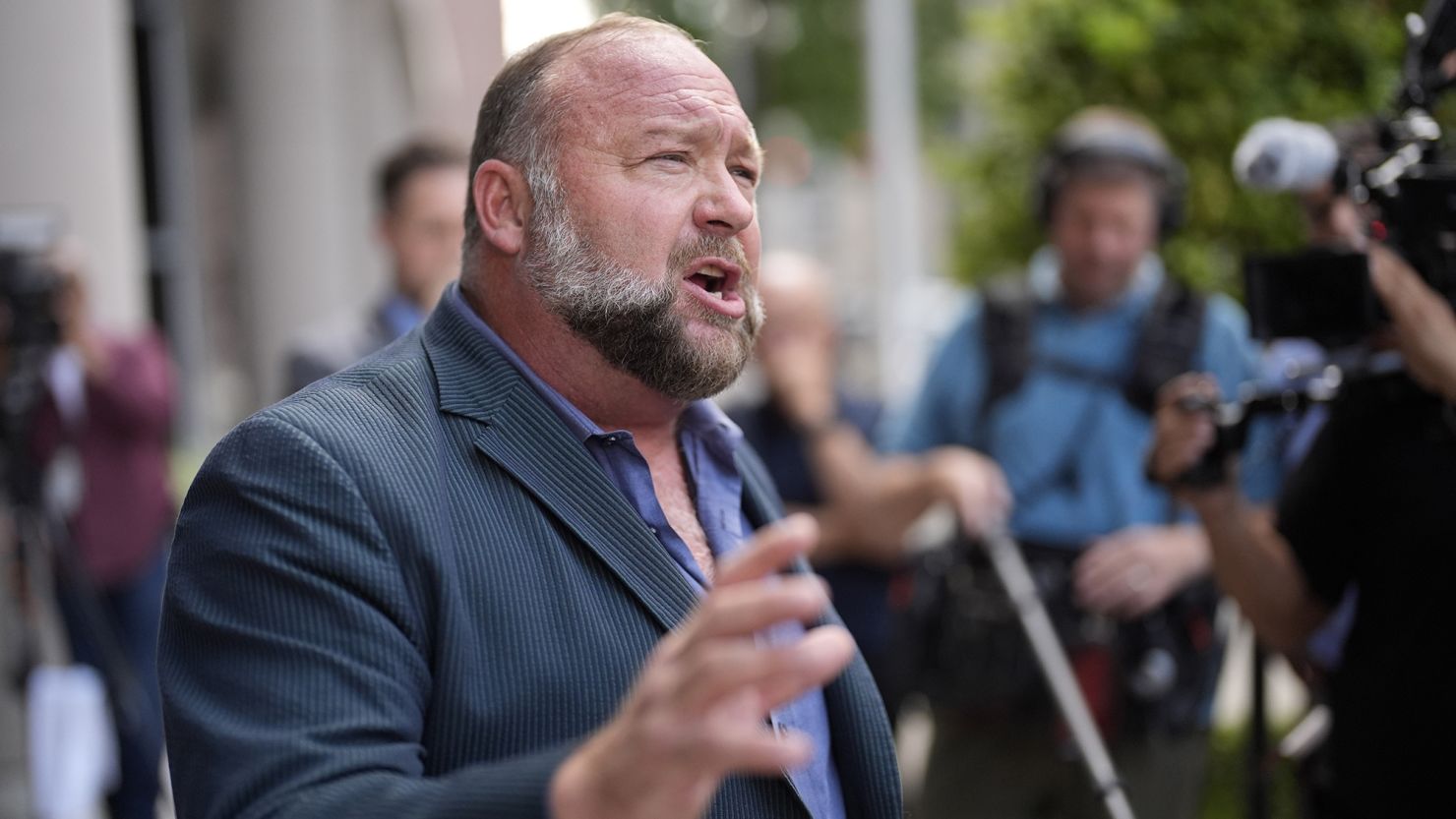 judge-blocks-the-onions-purchase-of-alex-jones-infowars