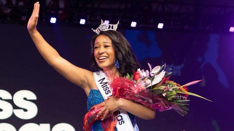 Miss Kansas Alexis Smith reveals more about stunning statement that her abuser was in the audience