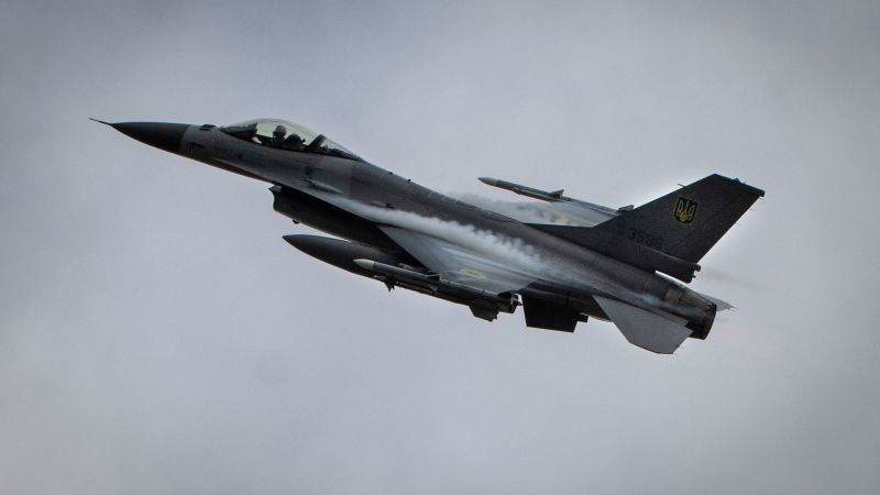 F-16: el mejor piloto ucraniano murió en el accidente de un caza de fabricación estadounidense