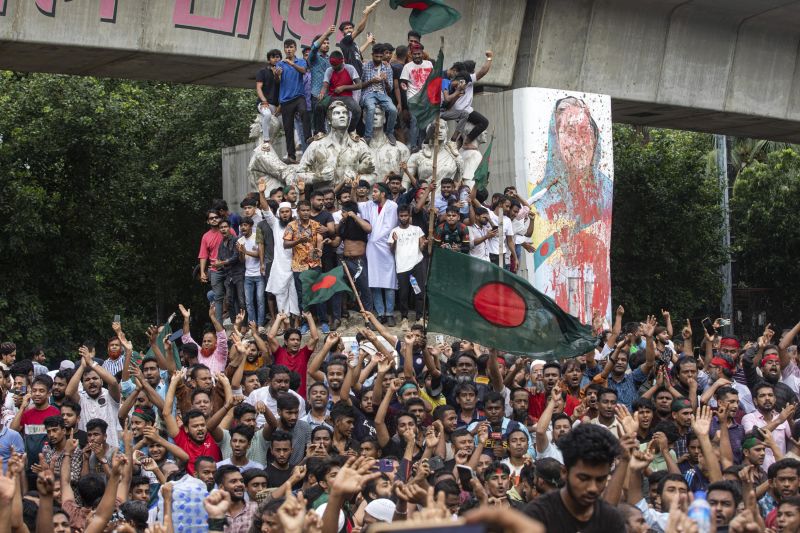 Bangladesh Protests: PM Sheikh Hasina Flees To India As Demonstrators ...