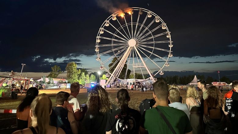 The fire broke out on a Ferris wheel at the Highfield Festival in the German state of Saxony Saturday evening.