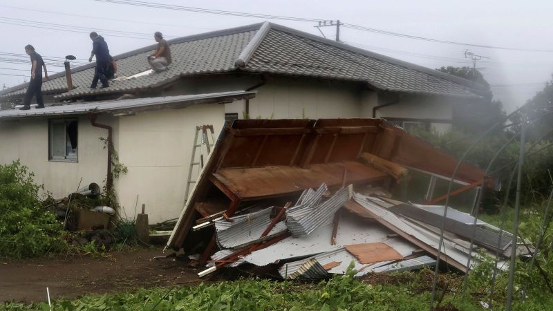 Typhoon Shanshan: Japan urges 1 million people to evacuate as storm threatens Kyushu with up to a meter of rain