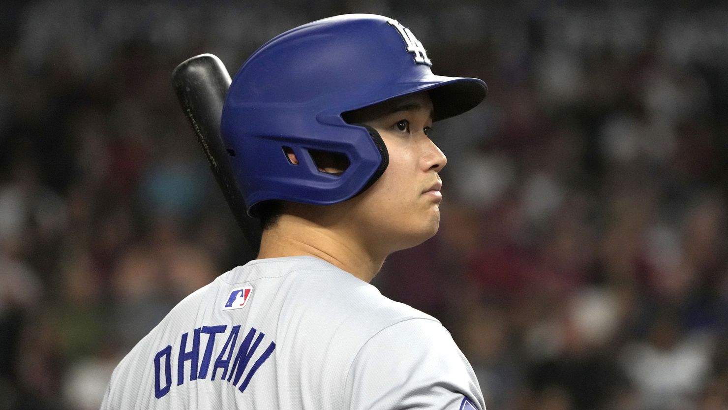 Shohei Ohtani: LA Dodgers superstar edges closer to historic 50-50 with three steals against Arizona Diamondbacks | CNN