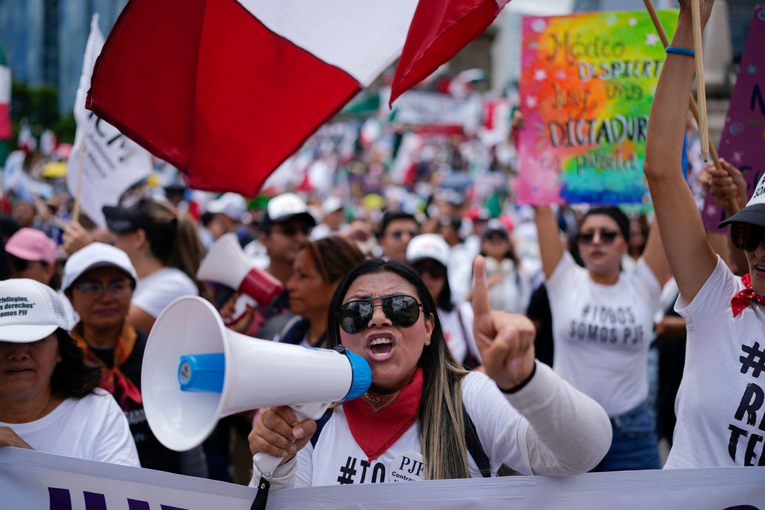 Judicial workers protest the government's judicial reform, which would make judges stand for election, in Mexico City, Wednesday, Sept. 11, 2024.