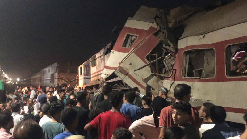 No less than 3 killed as trains collide in Egypt | The Gentleman Report