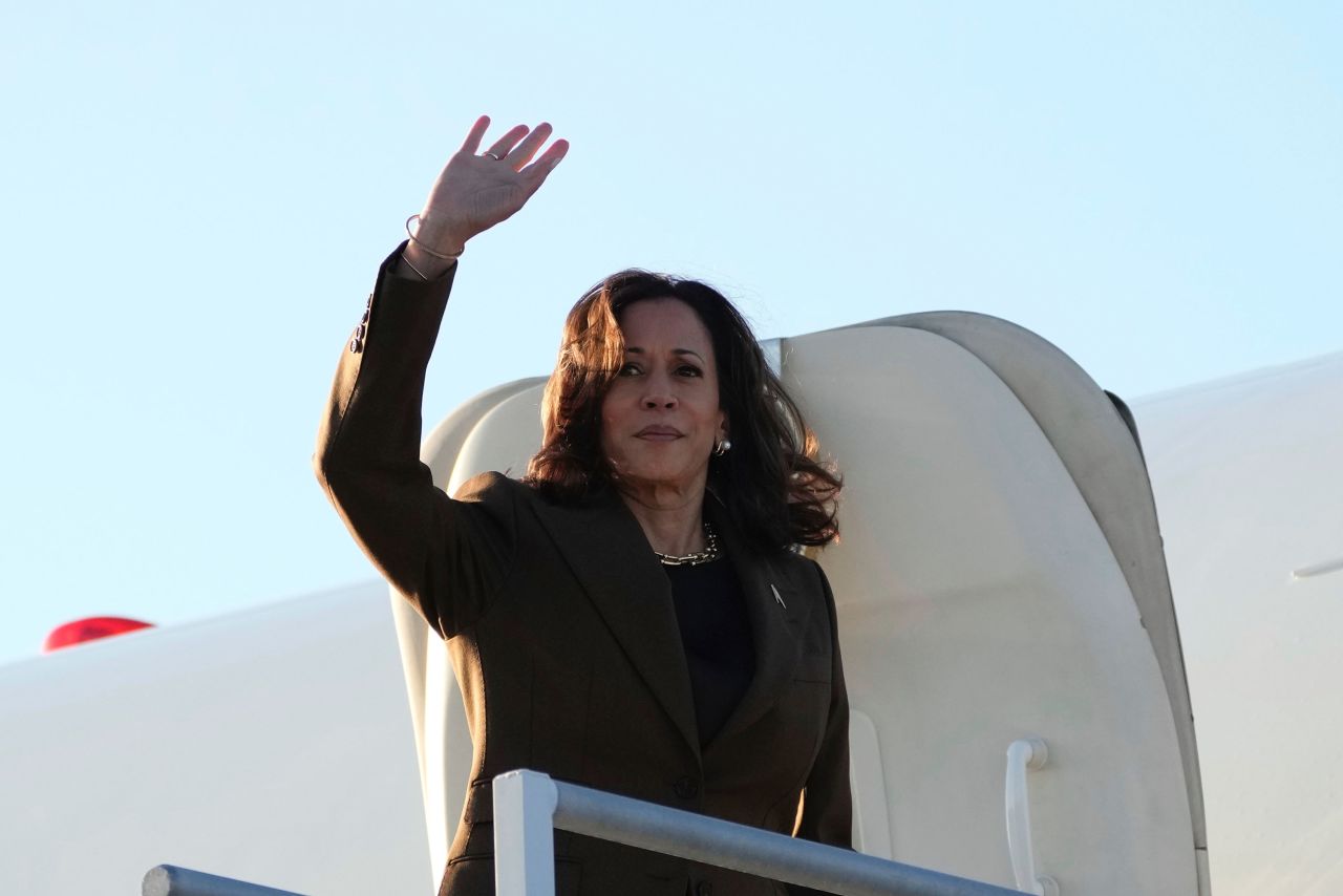 Vice President Kamala Harris waves while boarding Air Force Two in Los Angeles on Sunday, September 29.