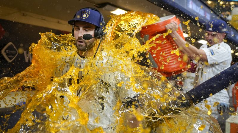 MLB Wild Card Game 2 recap: Brewers force Game 3 as Tigers, Padres and Royals advance