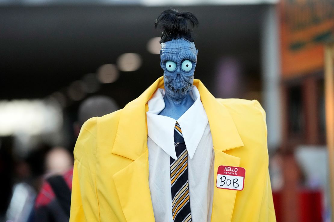 An attendee at this month's New York Comic Con dressed as Bob from "Beetlejuice Beetlejuice."